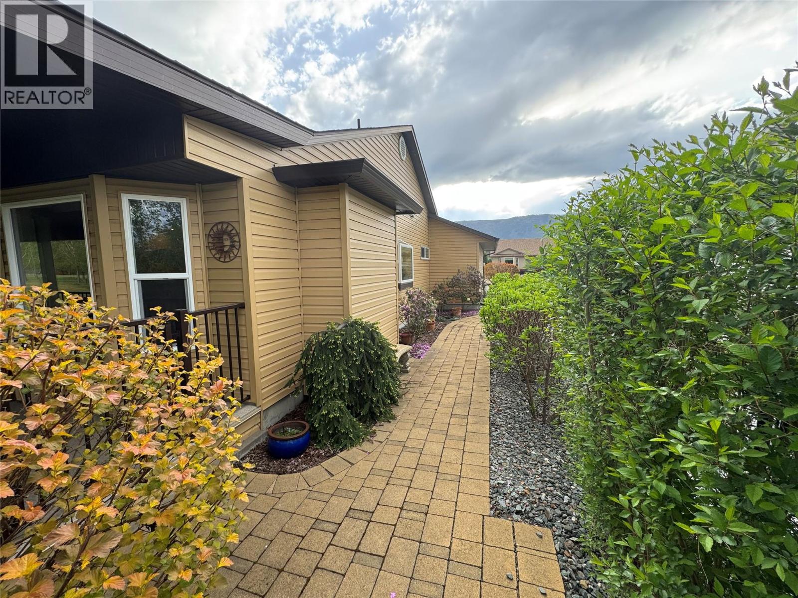  4147 4th Street, Vernon