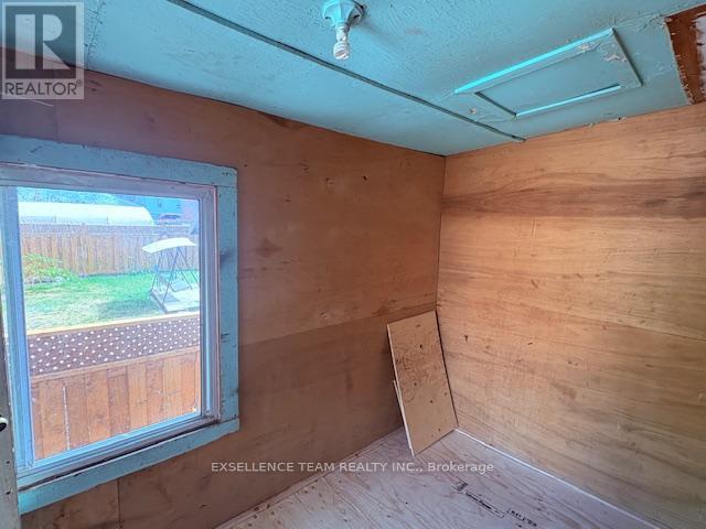 Photo 15 of 1 Menard Avenue E, Cornwall ON