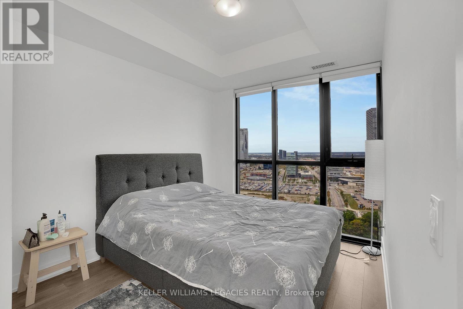 Photo 14 of 2204 2916 Highway 7 Highway, Vaughan ON