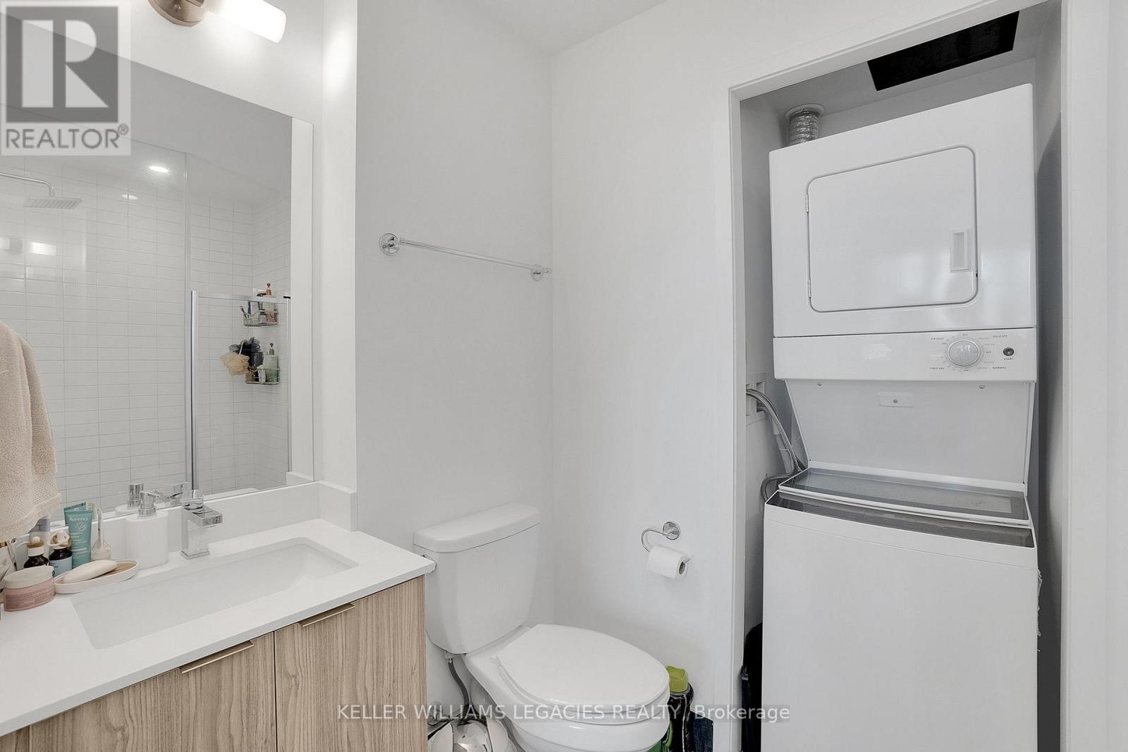 Photo 15 of 2204 2916 Highway 7 Highway, Vaughan ON