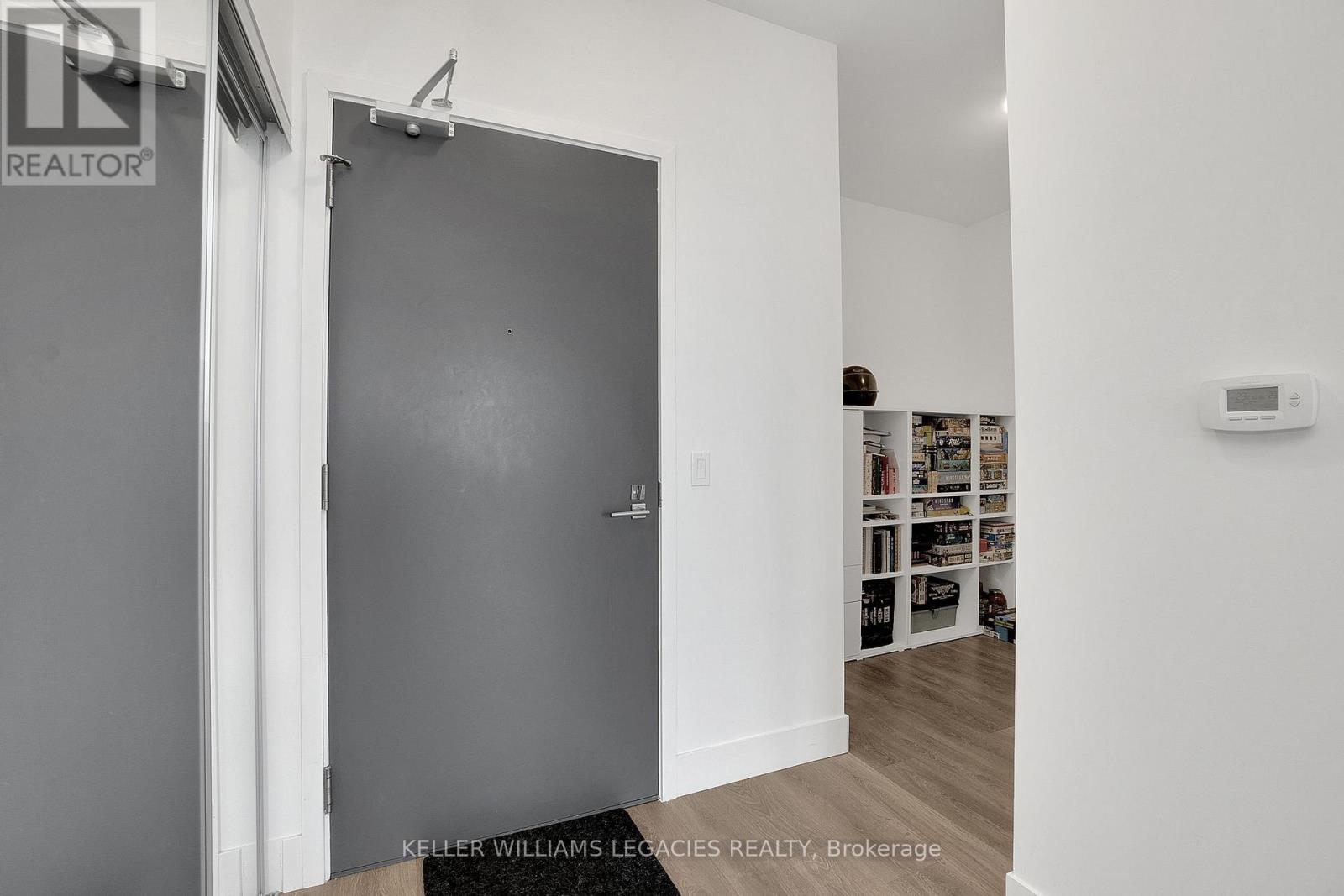 Photo 4 of 2204 2916 Highway 7 Highway, Vaughan ON