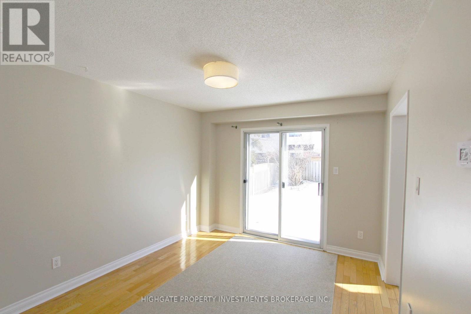 Photo 6 of 80 Hadden Crescent, Barrie ON