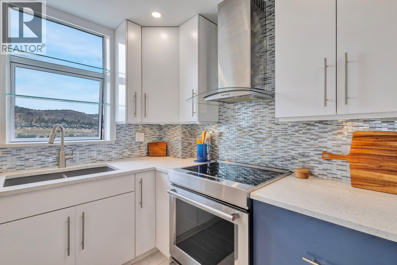 Photo 13 of 1128 Sunset Drive Unit 1505, Kelowna BC