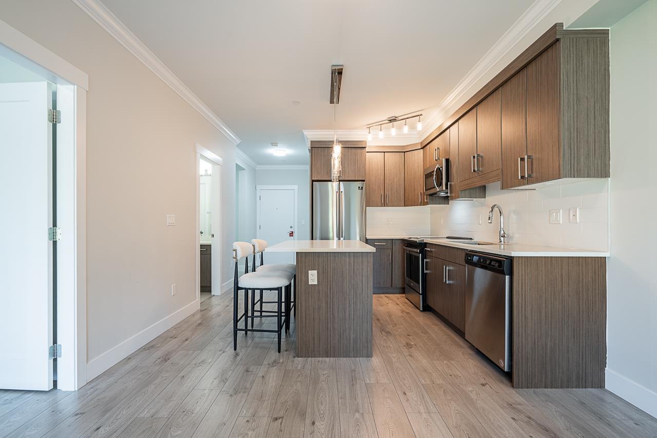 Photo 9 of 309 13799 101 Avenue, Surrey BC