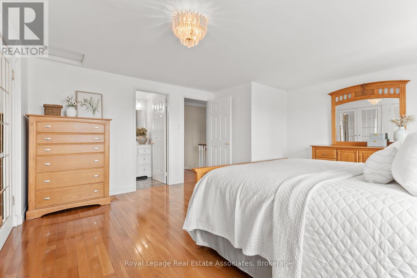 Photo 20 of 7 4605 Donegal Drive, Mississauga ON