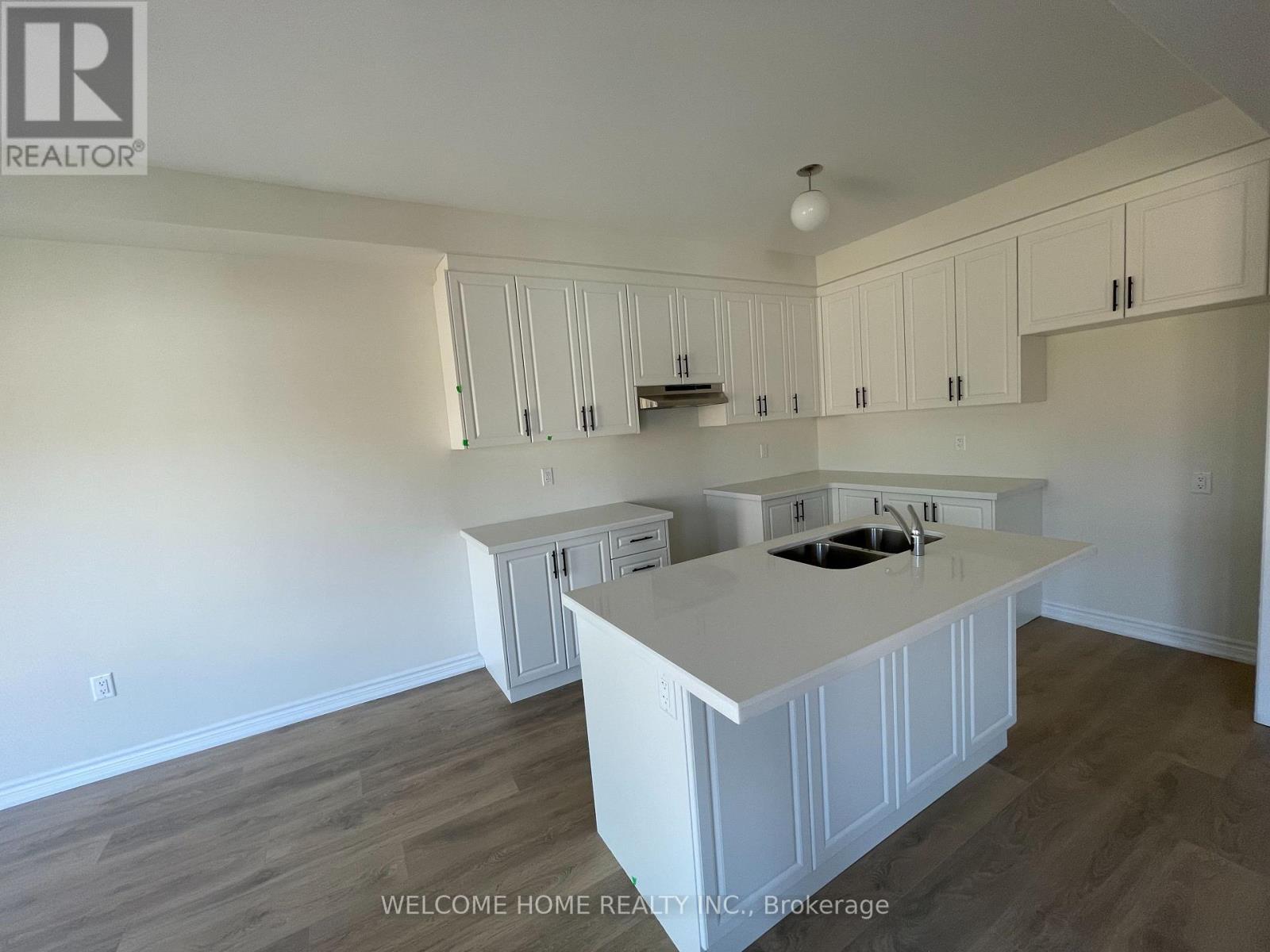 Photo 4 of 26 Tumblewood Place, Welland ON