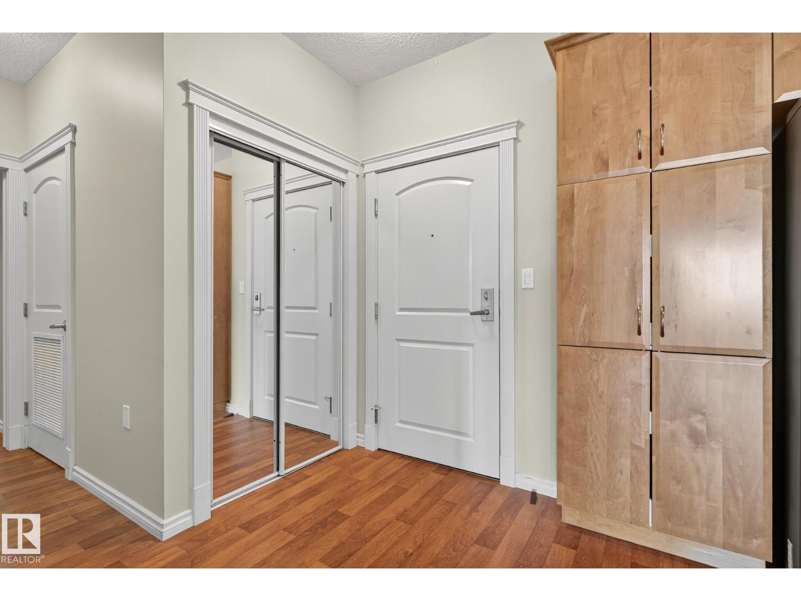 Photo 7 of 312 9820 165 St Nw, Edmonton AB