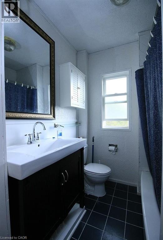 Photo 17 of 63 New Street, Hamilton ON