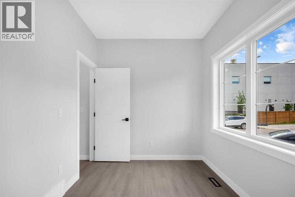 Photo 18 of 110 Saddlepeace Crescent Ne, Calgary AB