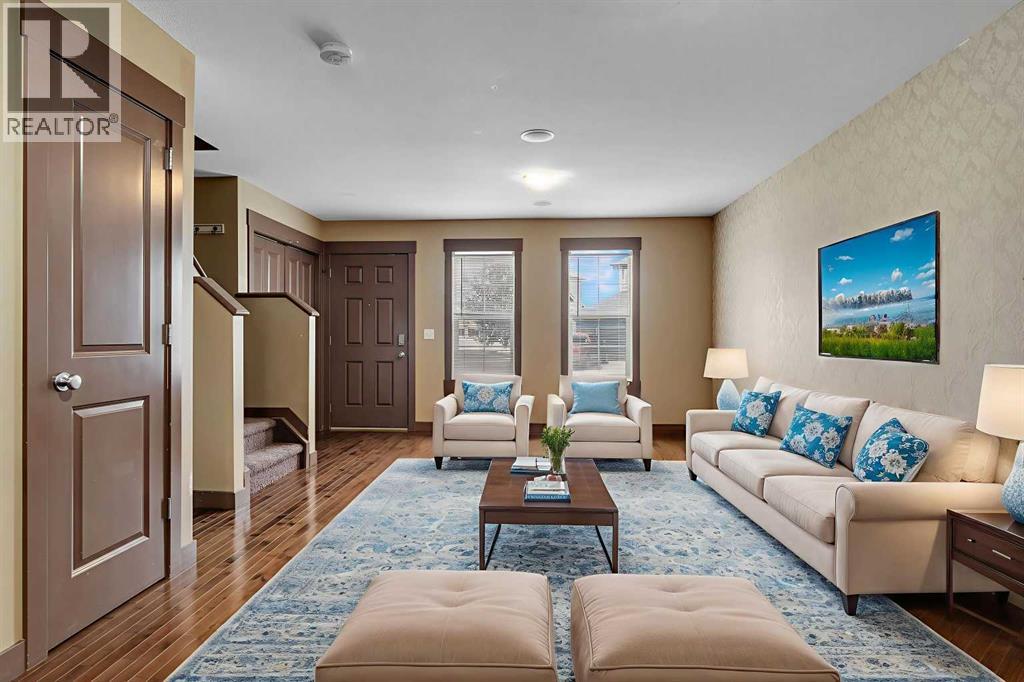 Photo 2 of 185 Rainbow Falls Manor, Chestermere AB
