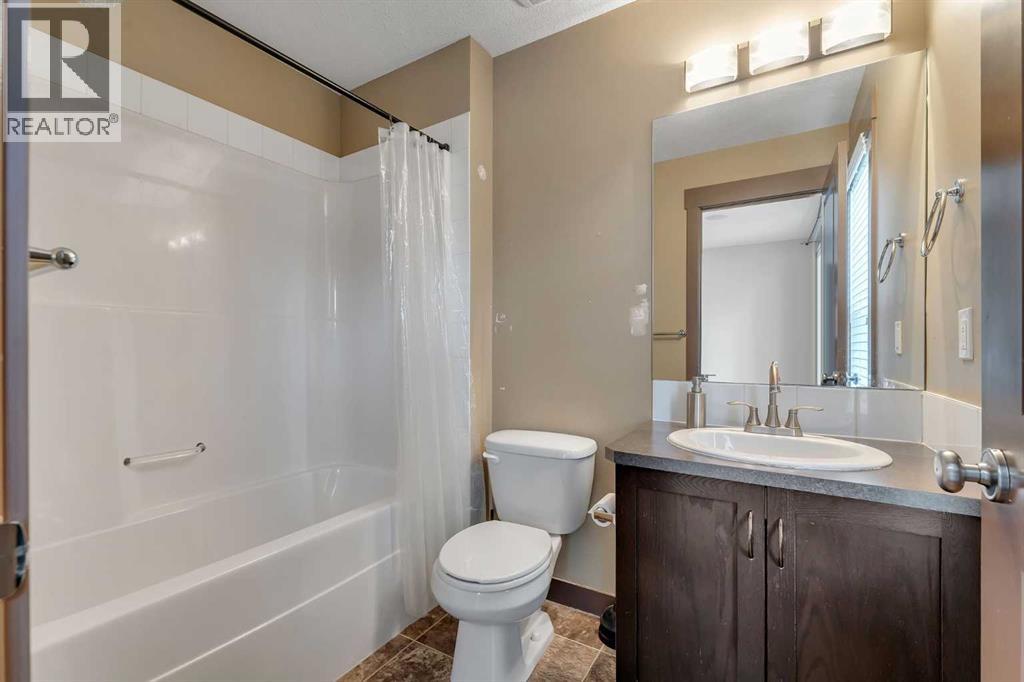 Photo 14 of 185 Rainbow Falls Manor, Chestermere AB
