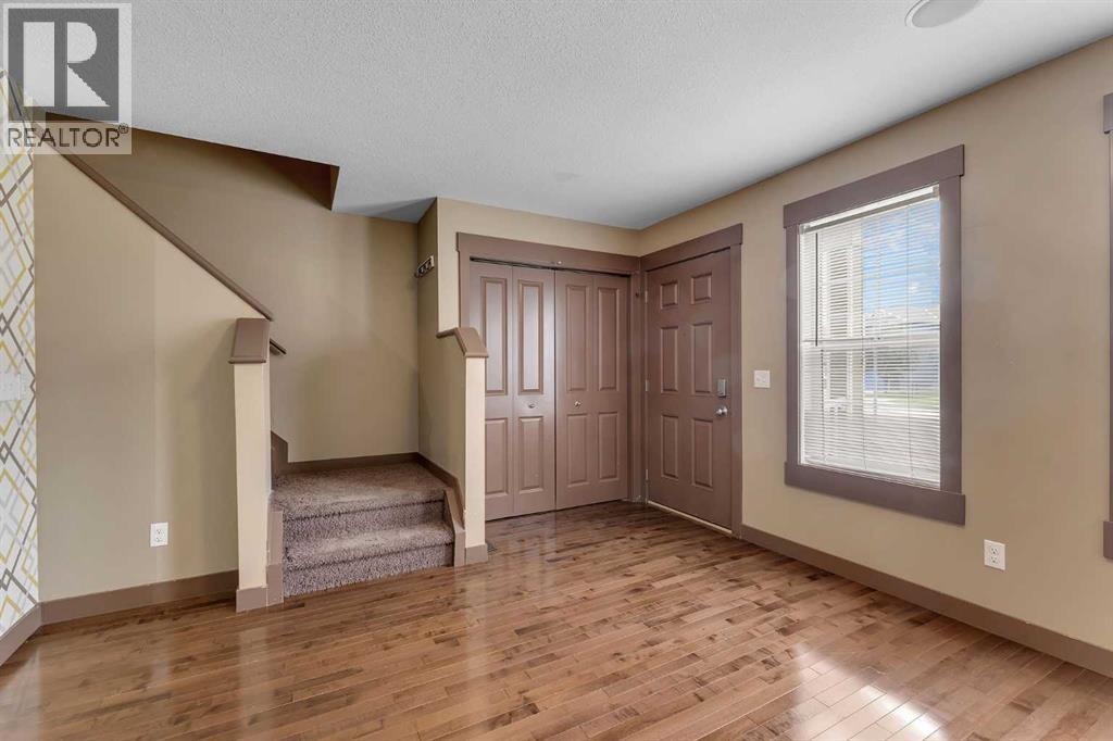 Photo 3 of 185 Rainbow Falls Manor, Chestermere AB