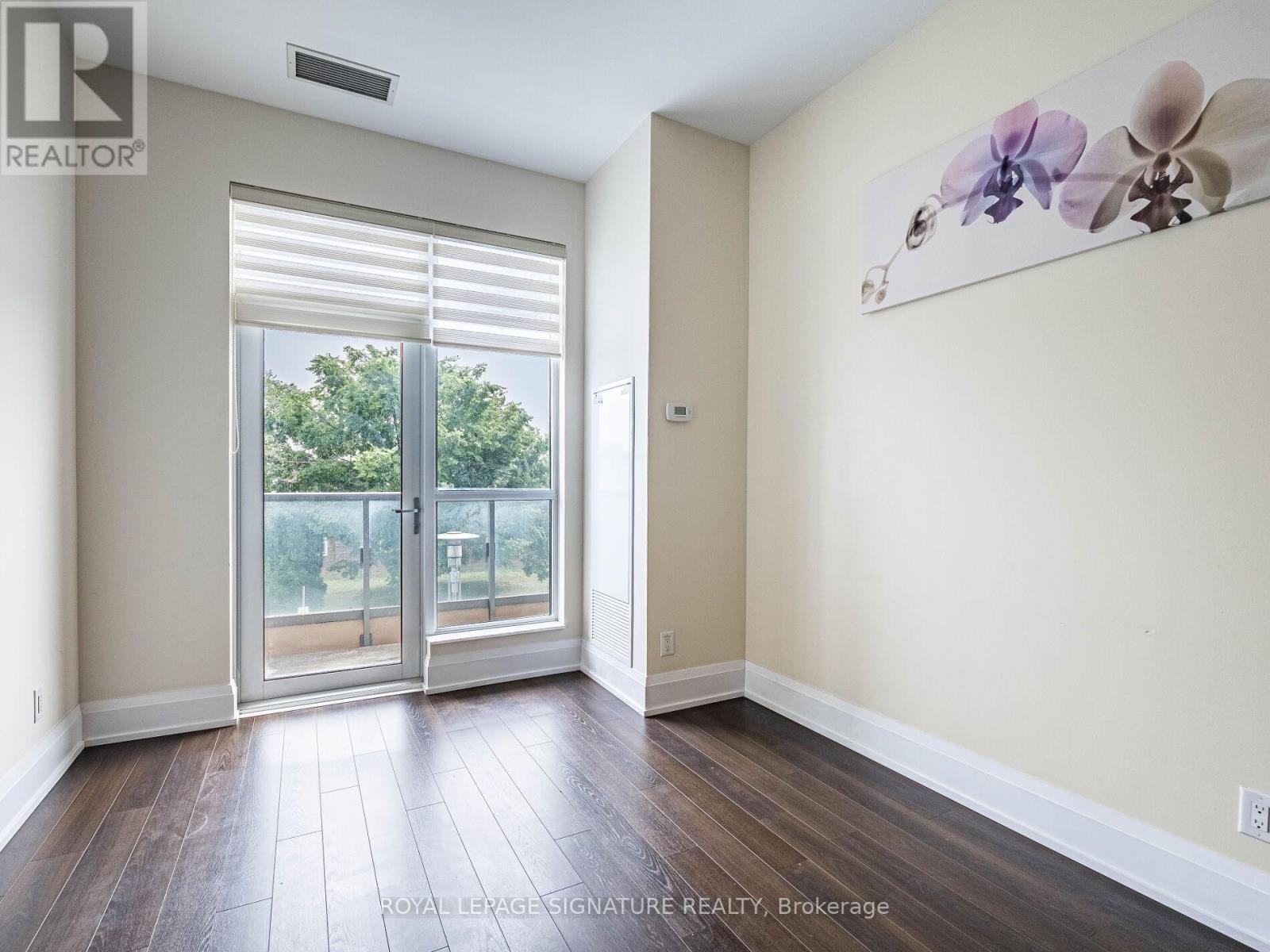 Photo 11 of 241 120 Harrison Garden Boulevard, Toronto ON