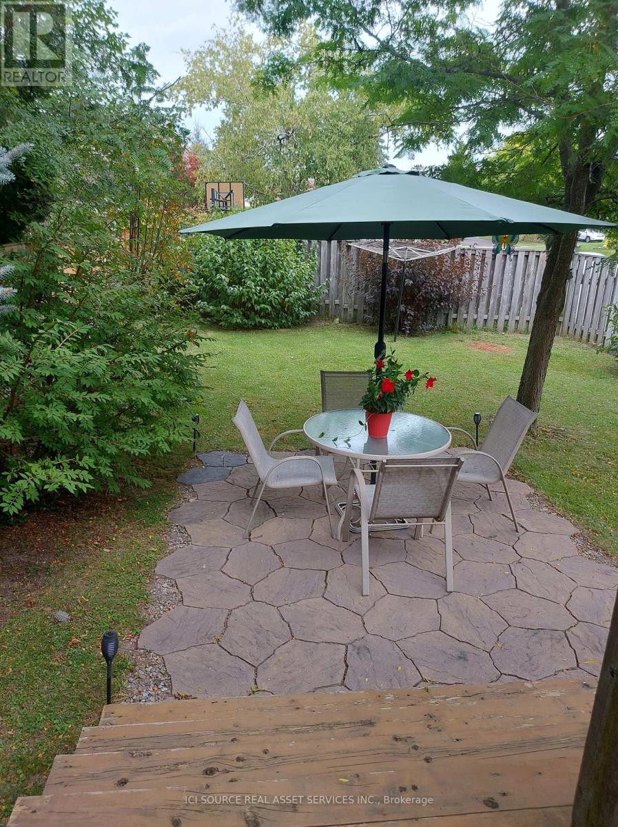 Photo 38 of 195 Ridge Road, Caledon ON