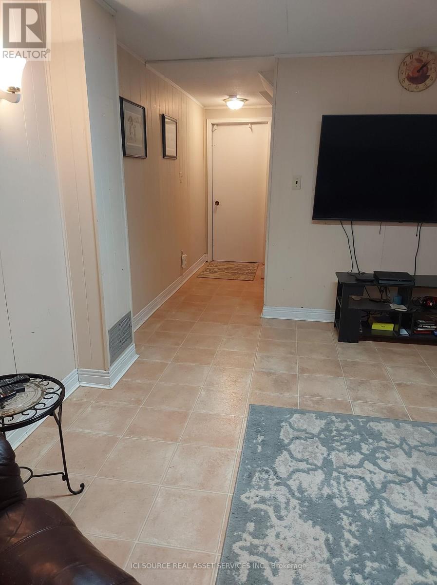 Photo 35 of 195 Ridge Road, Caledon ON