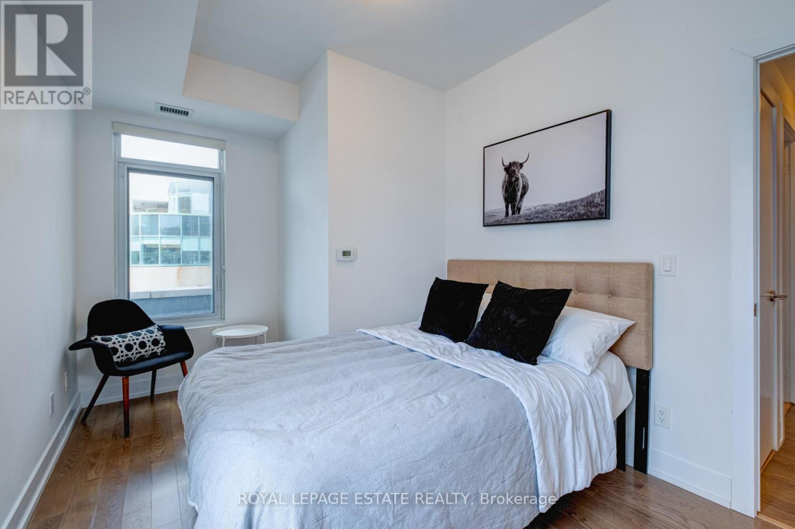 Photo 11 of Th 9 175 Pears Avenue, Toronto ON