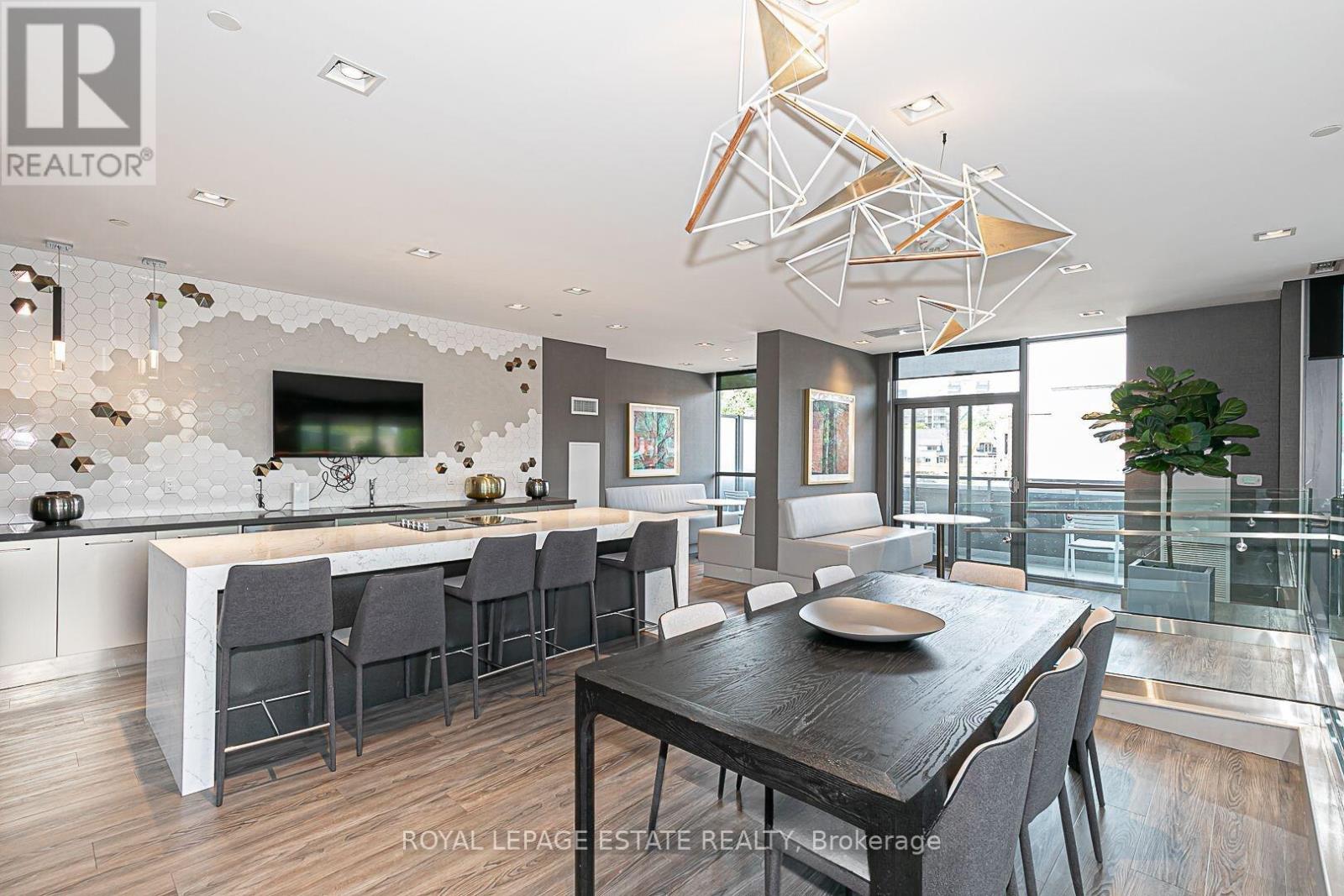 Photo 20 of Th 9 175 Pears Avenue, Toronto ON