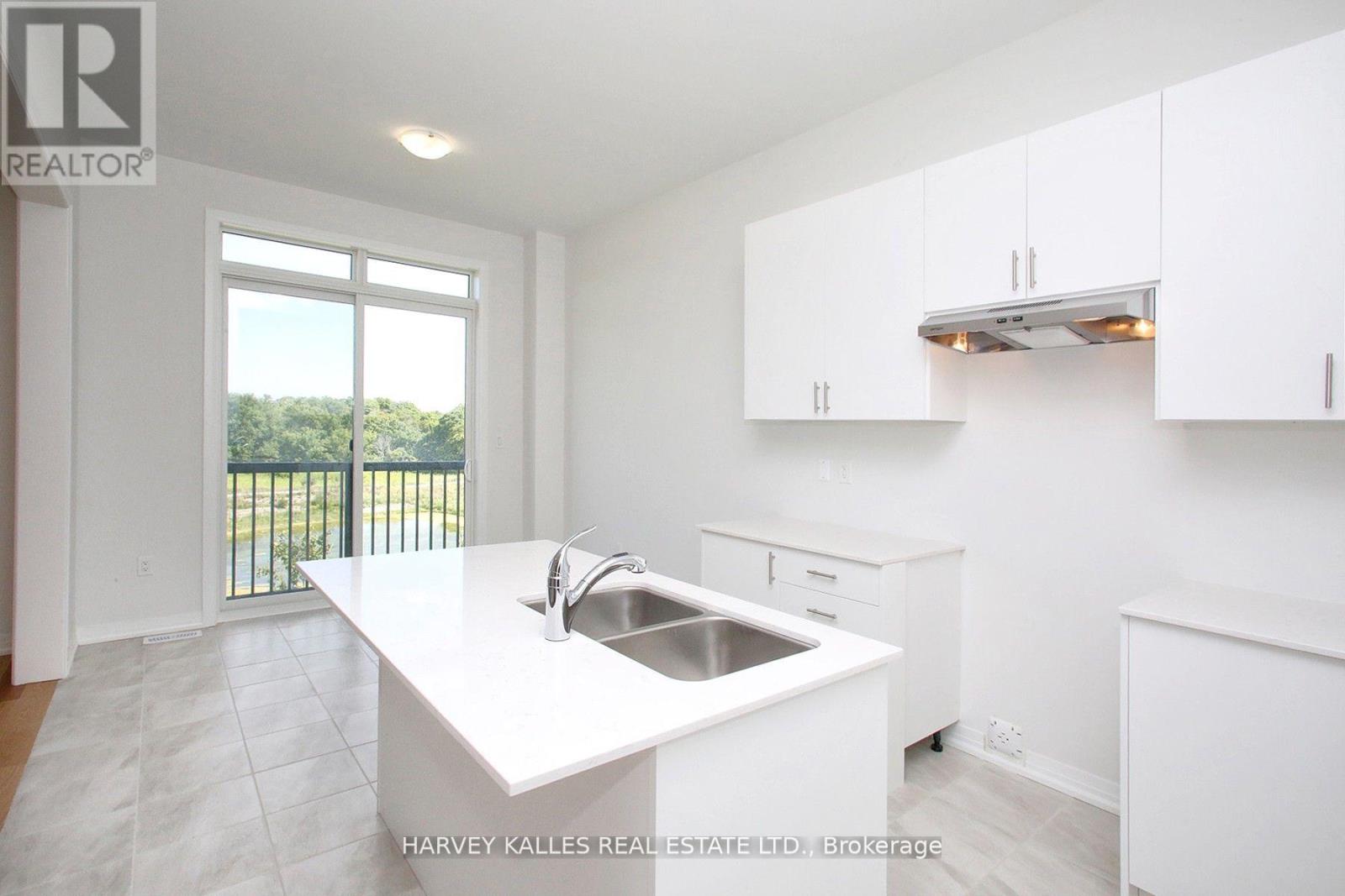 Photo 9 of 1077 Zircon Manor, Pickering ON