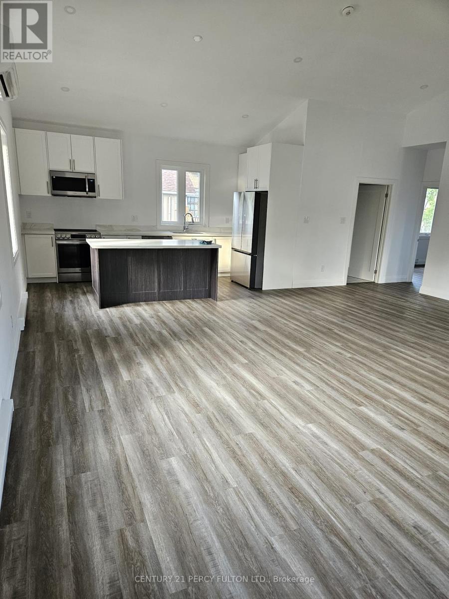 Photo 3 of 61 Glenwood Drive, Wasaga Beach ON