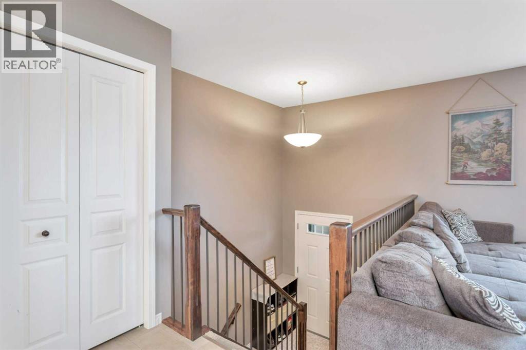 Photo 6 of 109 Redwood Boulevard, Springbrook AB
