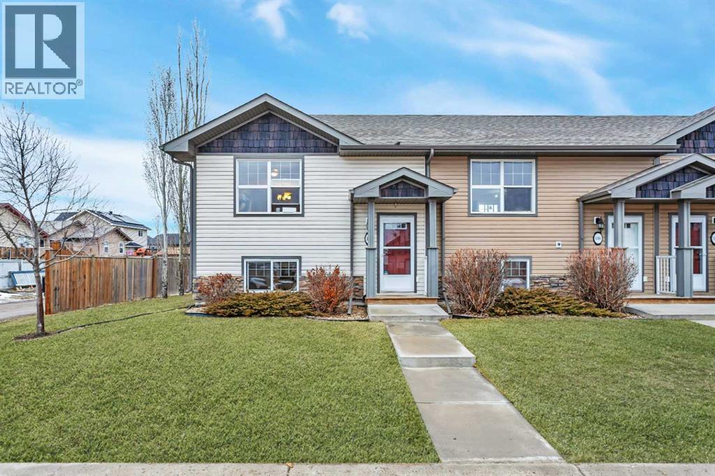 Photo 1 of 109 Redwood Boulevard, Springbrook AB