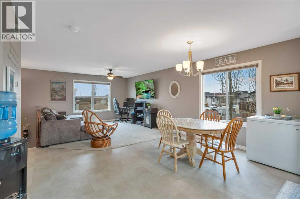 Photo 13 of 109 Redwood Boulevard, Springbrook AB