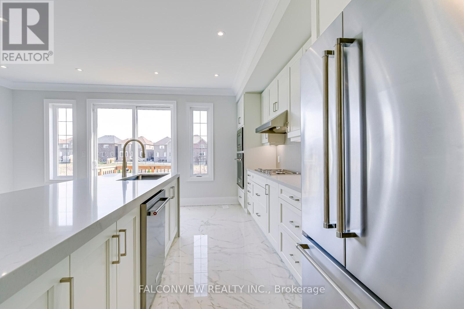 Photo 10 of 91 Brenscombe Road, Brampton ON