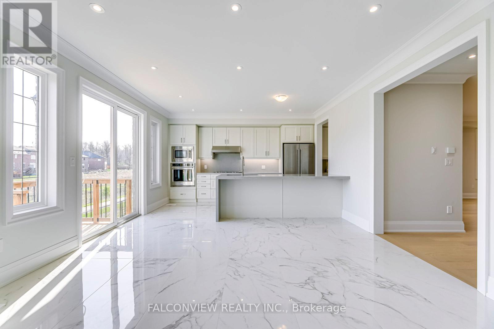 Photo 4 of 91 Brenscombe Road, Brampton ON