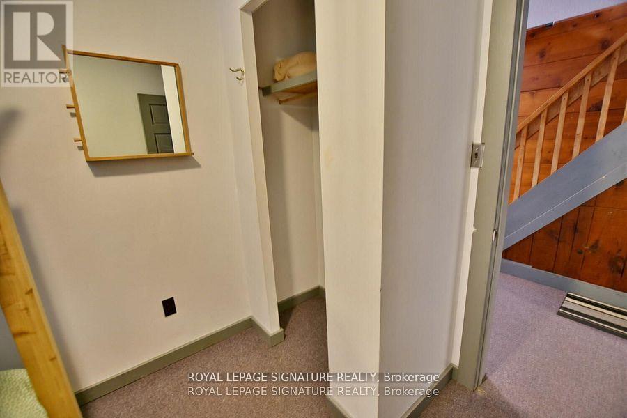 Photo 17 of 163 Tyrolean Lane, Blue Mountains ON