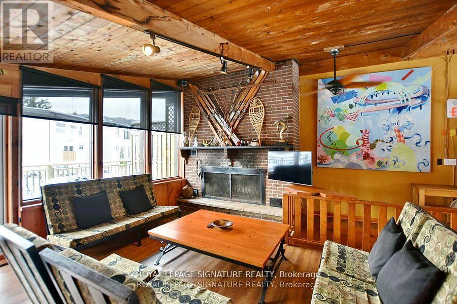 Photo 30 of 163 Tyrolean Lane, Blue Mountains ON