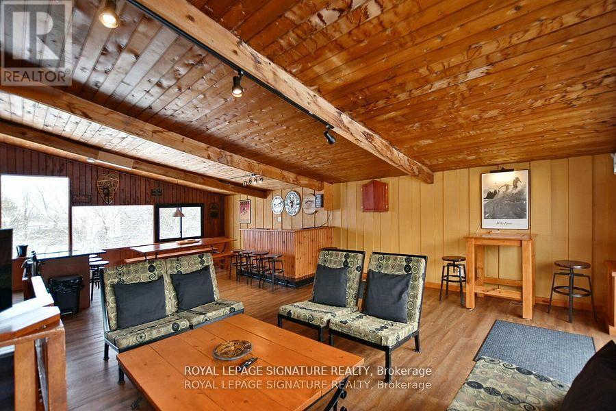 Photo 32 of 163 Tyrolean Lane, Blue Mountains ON