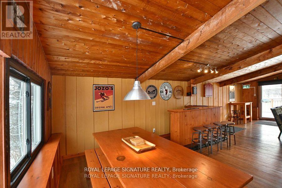 Photo 43 of 163 Tyrolean Lane, Blue Mountains ON