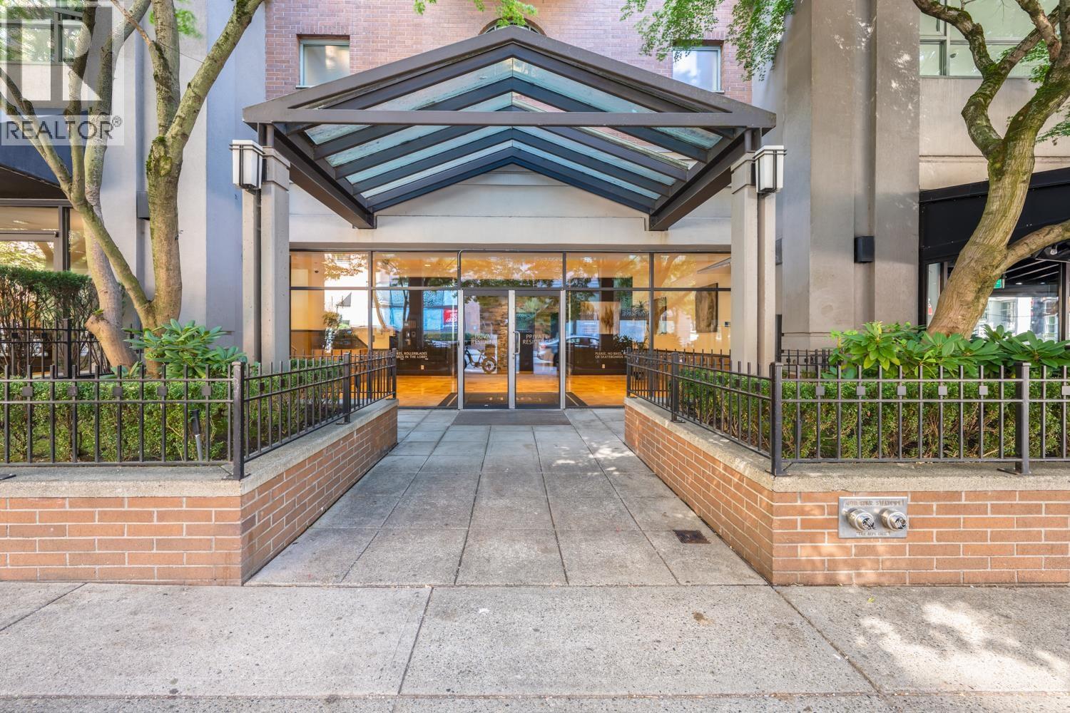 Photo 1 of 1504 1188 Howe Street, Vancouver BC