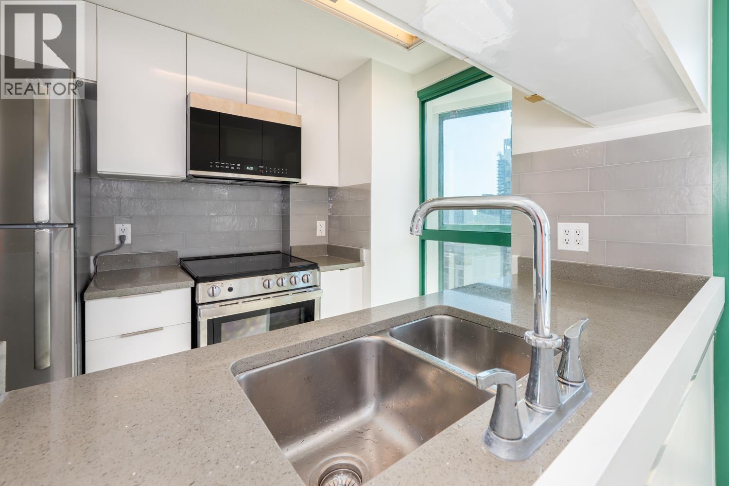 Photo 5 of 1504 1188 Howe Street, Vancouver BC