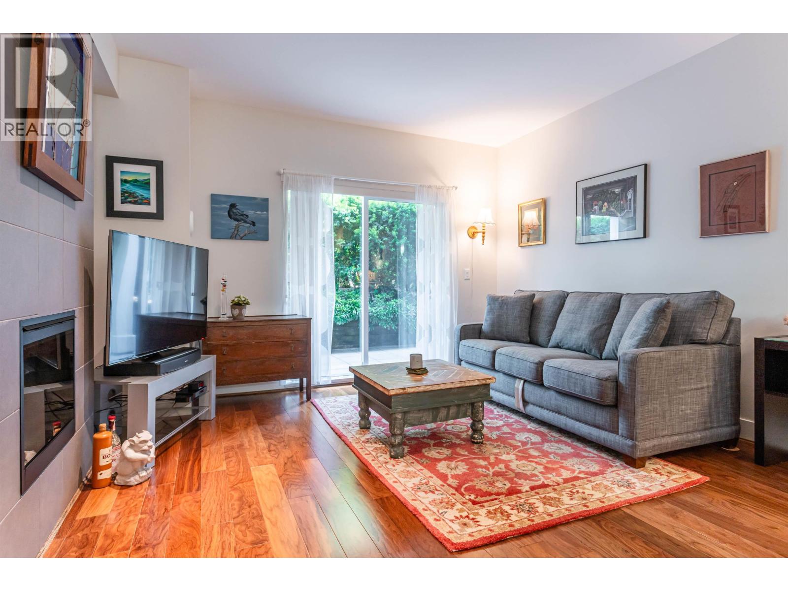 Photo 10 of 2 7198 Barnet Road, Burnaby BC