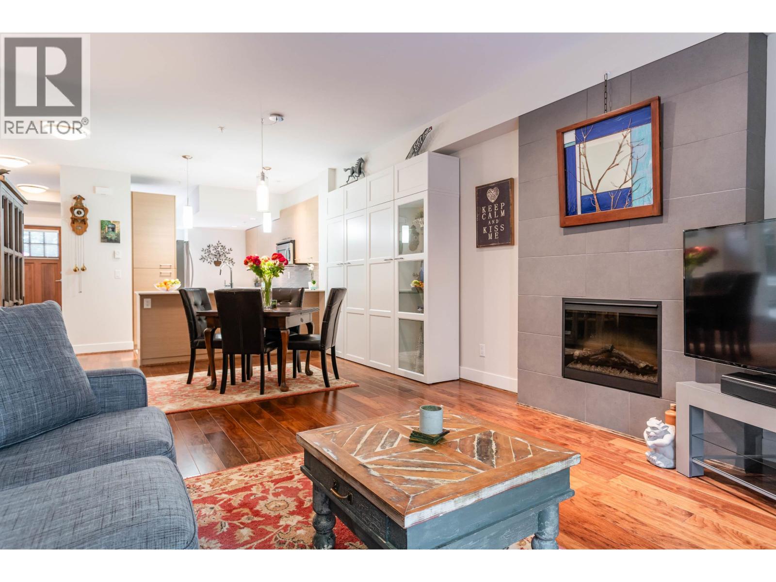 Photo 11 of 2 7198 Barnet Road, Burnaby BC