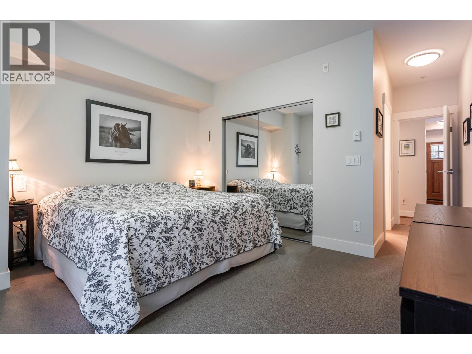 Photo 13 of 2 7198 Barnet Road, Burnaby BC