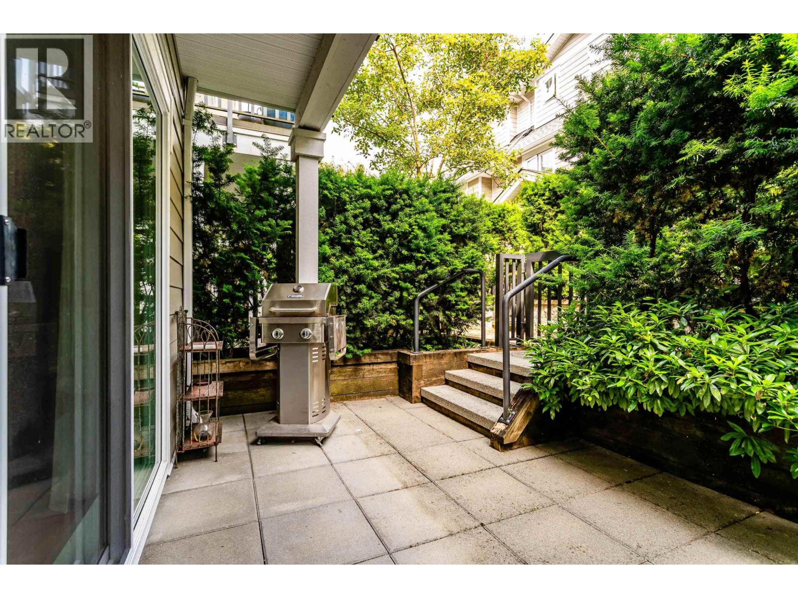 Photo 21 of 2 7198 Barnet Road, Burnaby BC