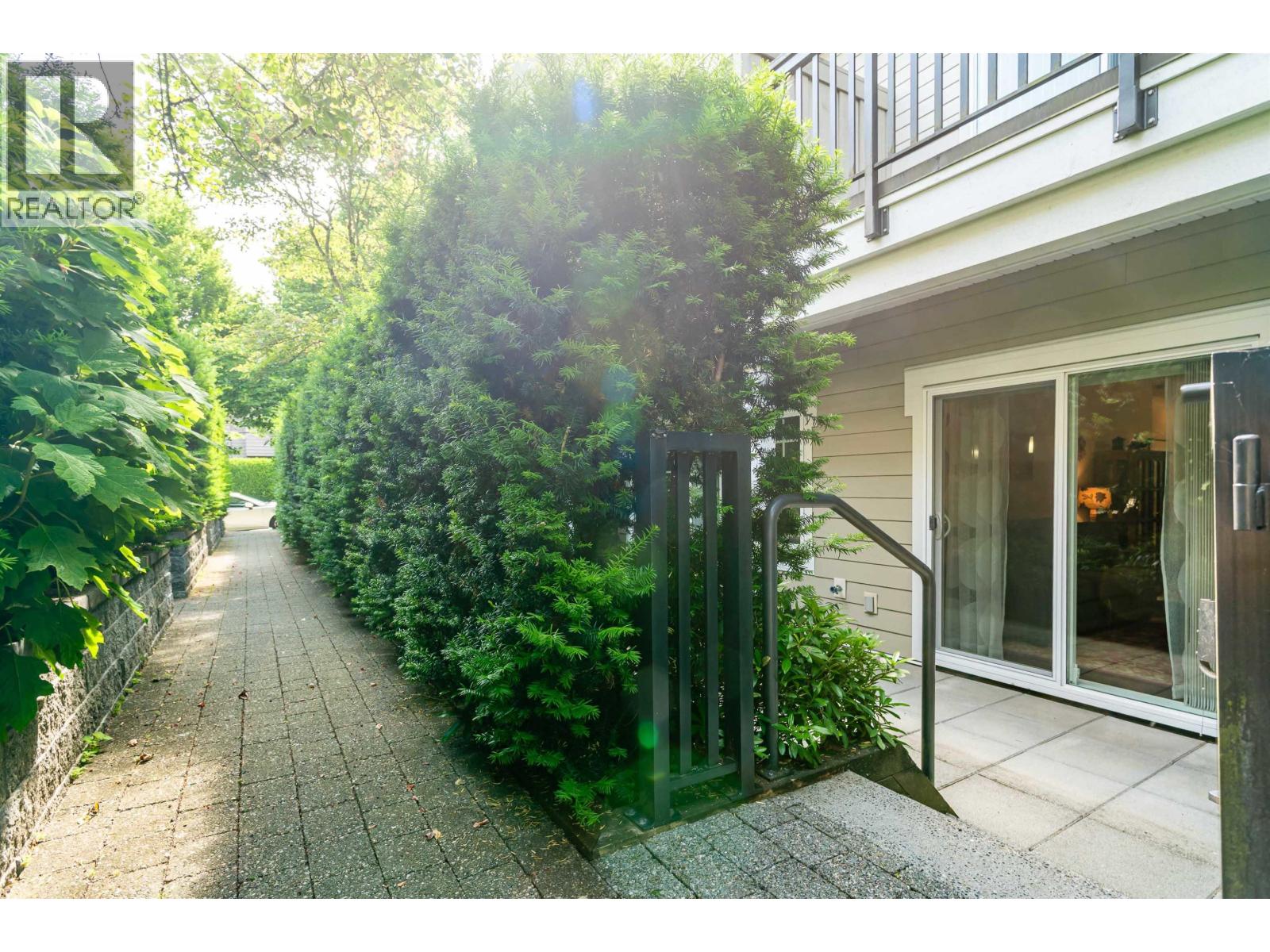 Photo 22 of 2 7198 Barnet Road, Burnaby BC