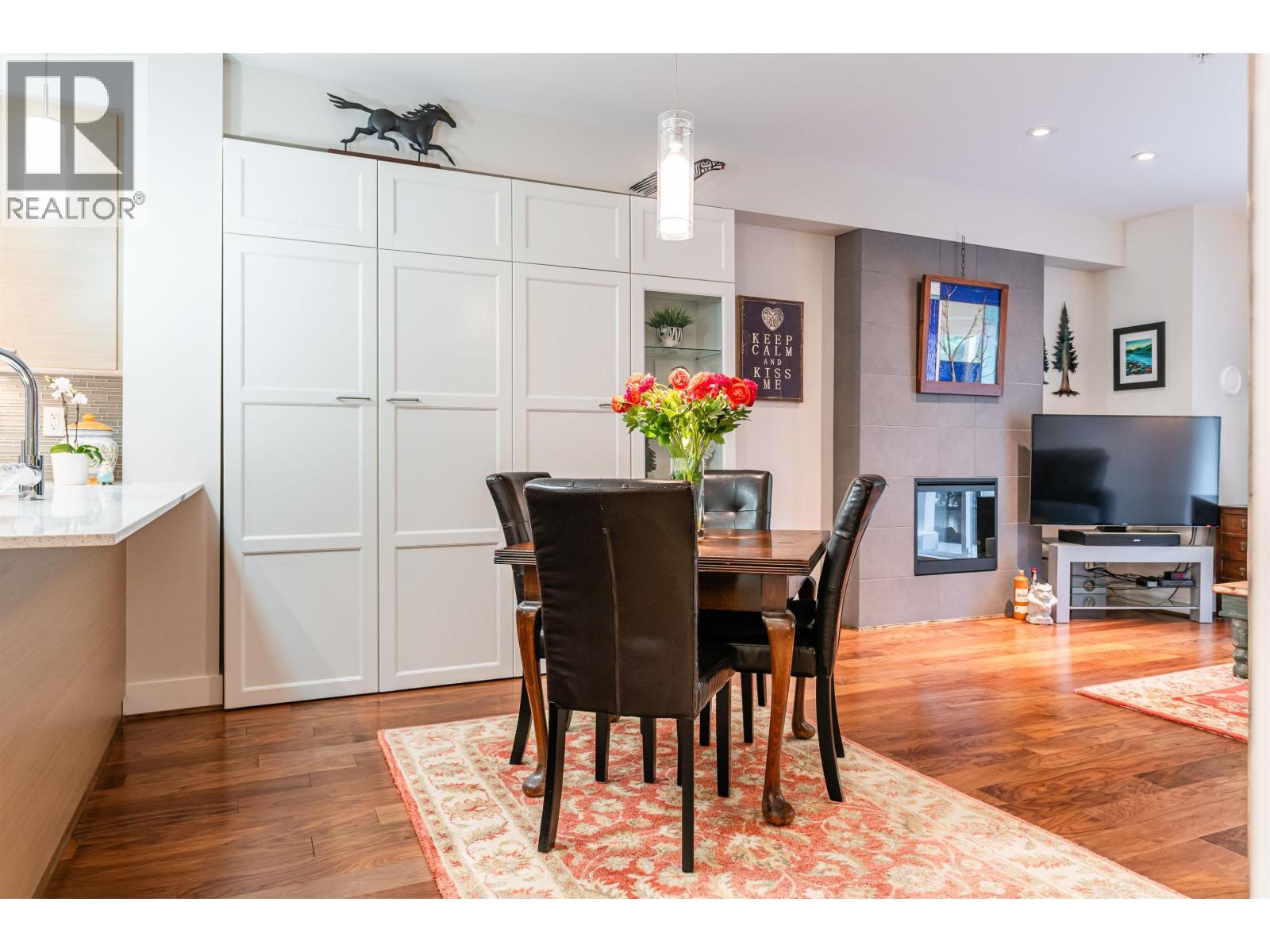 Photo 9 of 2 7198 Barnet Road, Burnaby BC