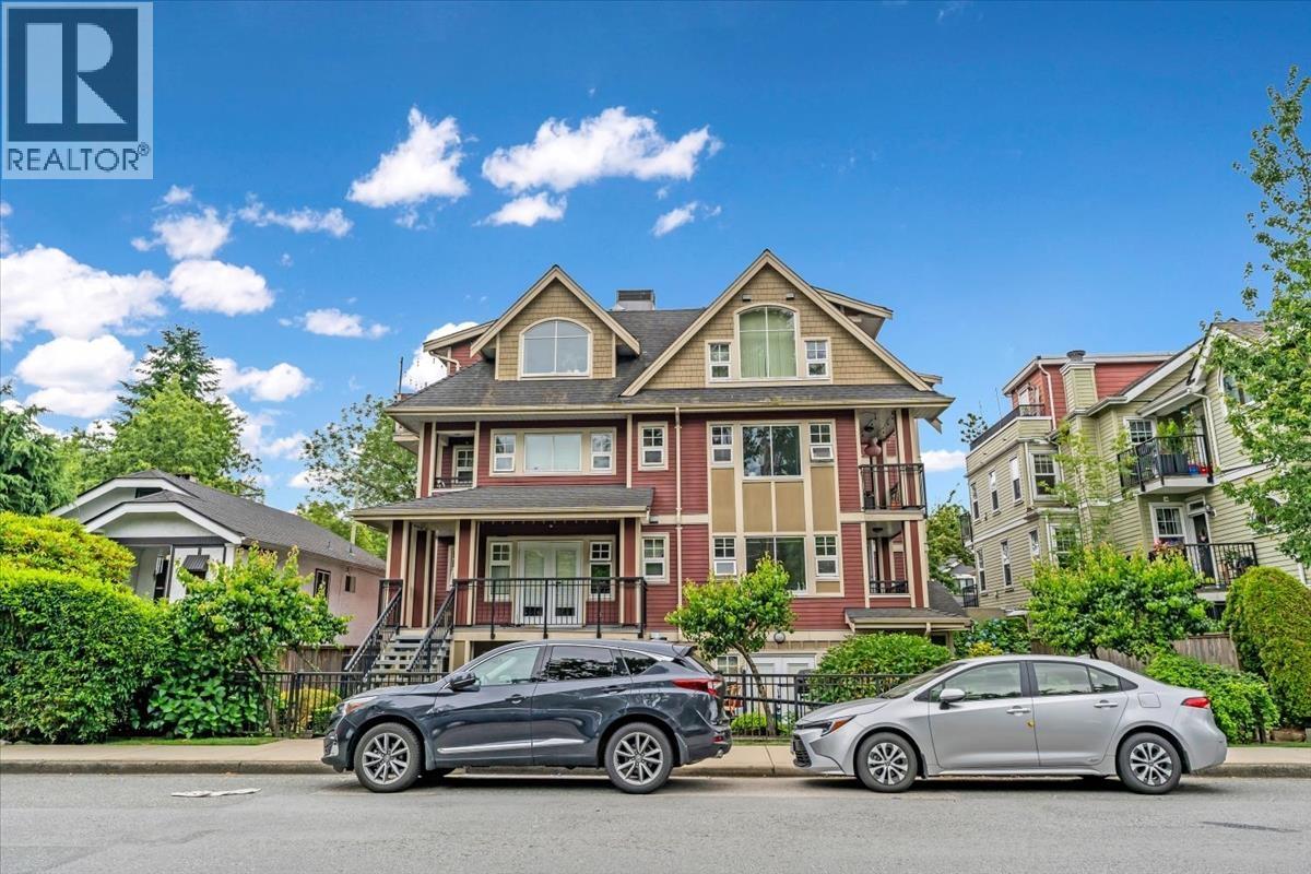 Photo 13 of 305 930 W 16th Avenue, Vancouver BC