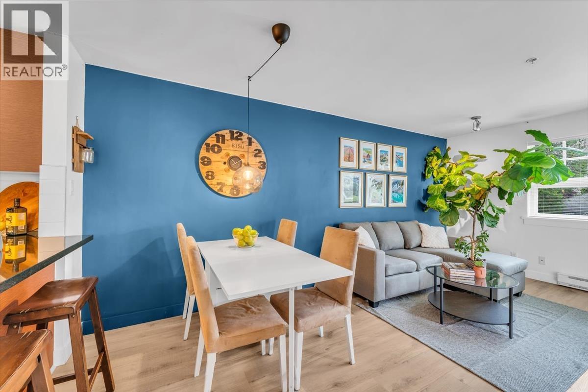 Photo 17 of 305 930 W 16th Avenue, Vancouver BC