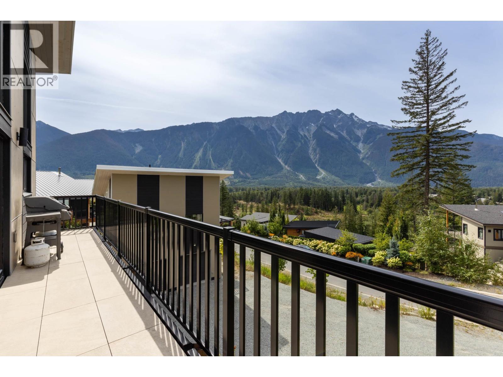 7666 CERULEAN DRIVE, Pemberton