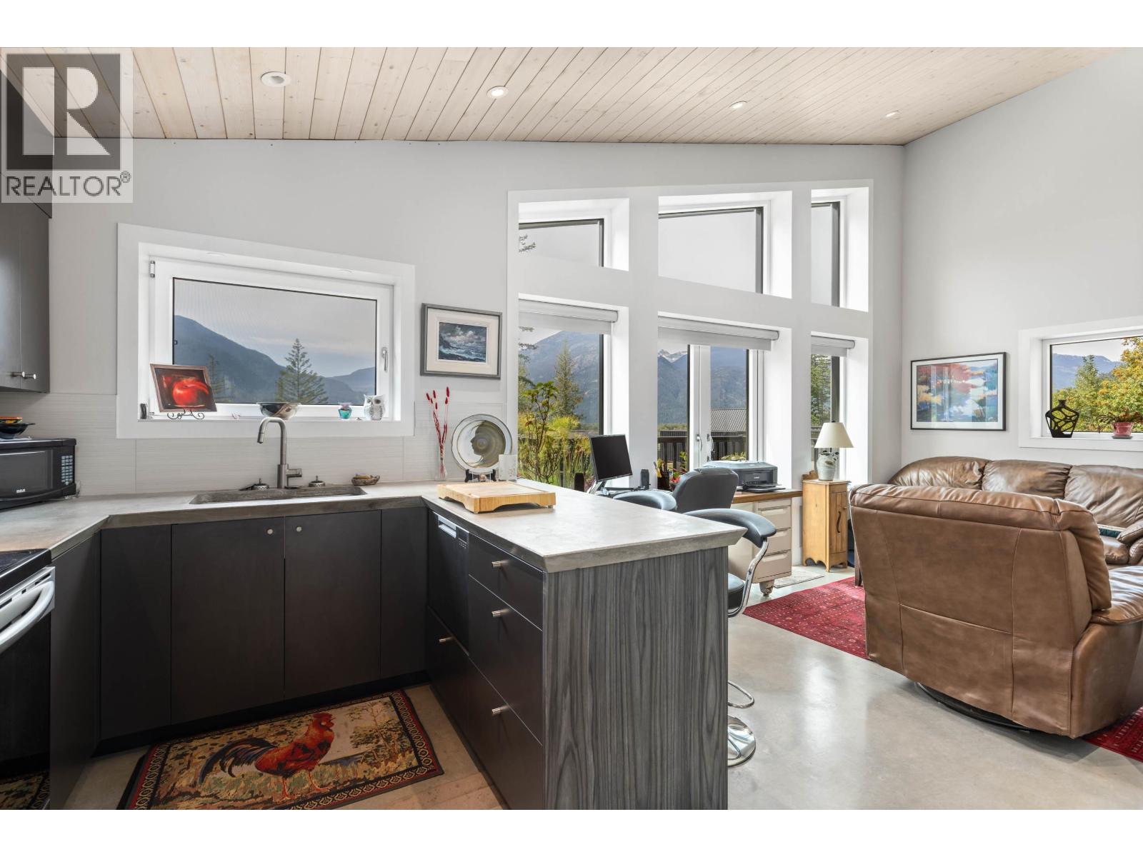7666 CERULEAN DRIVE, Pemberton