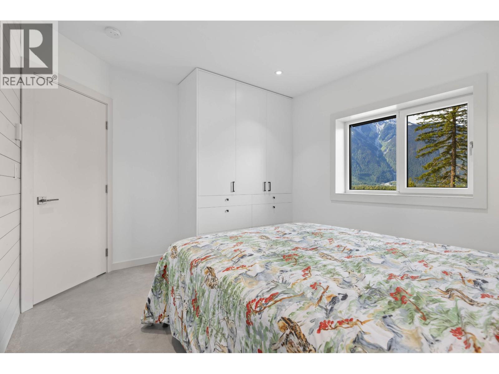 7666 CERULEAN DRIVE, Pemberton