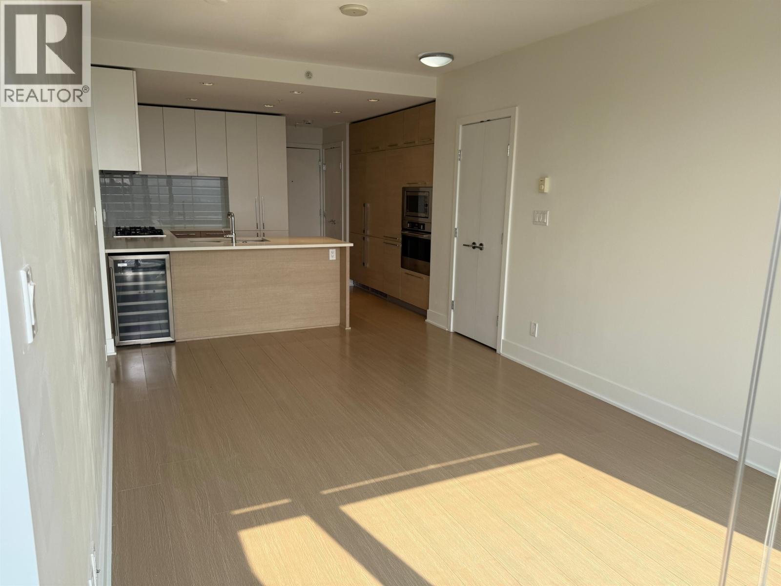 Photo 8 of 3310 1188 Pinetree Way, Coquitlam BC