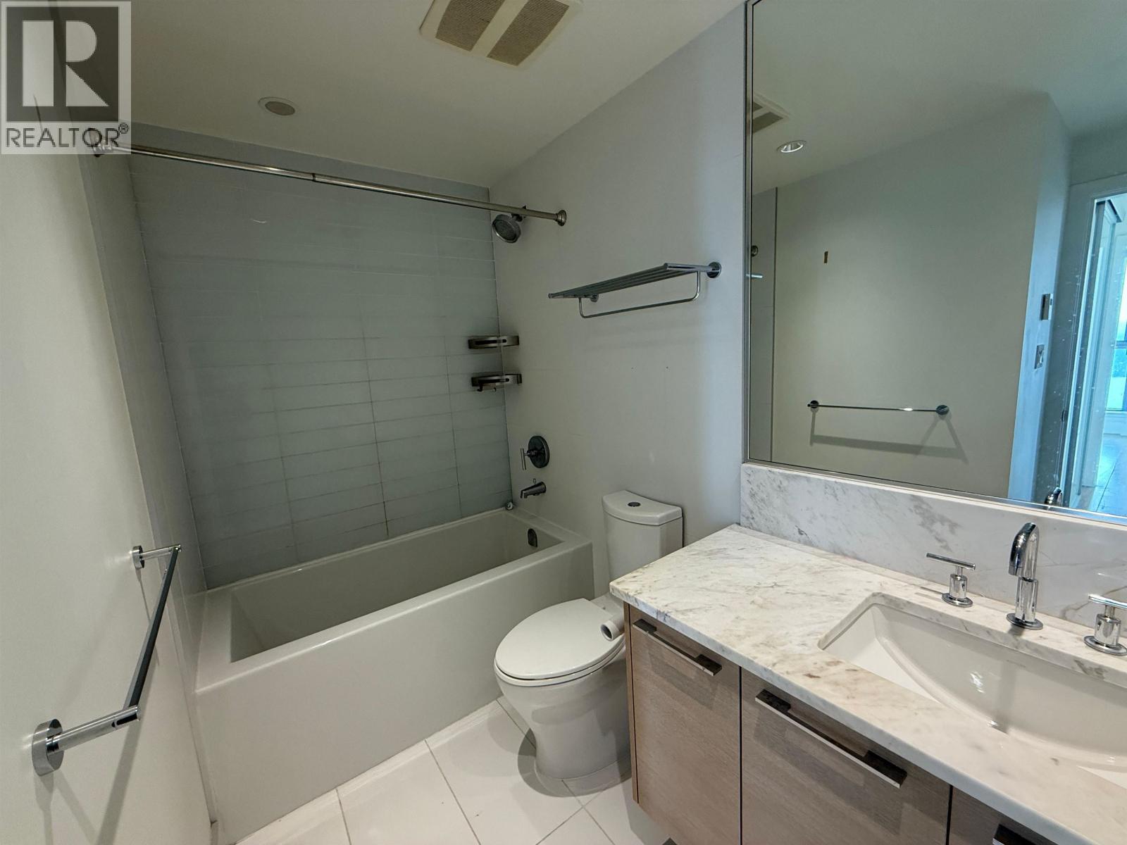 Photo 4 of 3310 1188 Pinetree Way, Coquitlam BC
