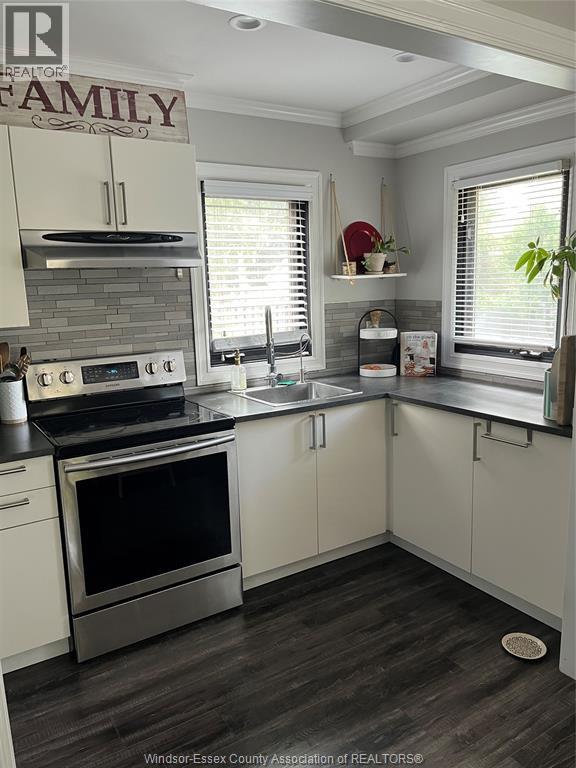 Photo 10 of 3205 Morris Drive Unit Main, Windsor ON