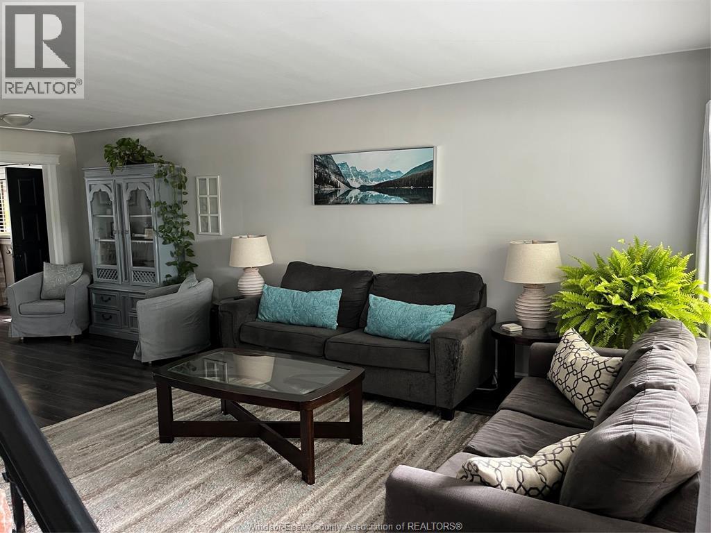 Photo 5 of 3205 Morris Drive Unit Main, Windsor ON