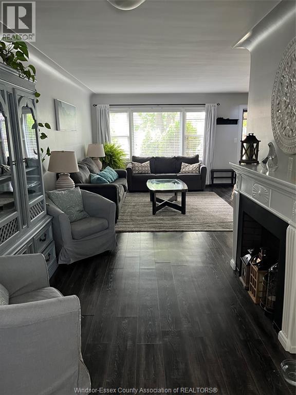 Photo 2 of 3205 Morris Drive Unit Main, Windsor ON